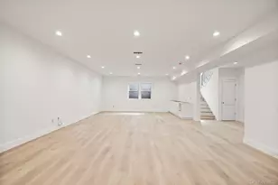 8 Crest Ln, Scarsdale, NY 10583 - Photo 22