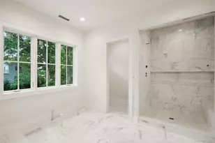 8 Crest Ln, Scarsdale, NY 10583 - Photo 14