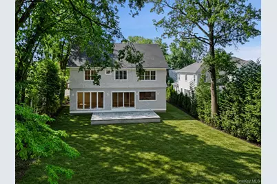 8 Crest Lane, Scarsdale, NY 10583 - Photo 26