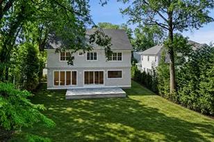 8 Crest Ln, Scarsdale, NY 10583 - Photo 26