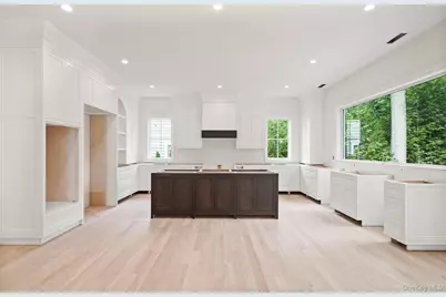 8 Crest Lane, Scarsdale, NY 10583 - Photo 6