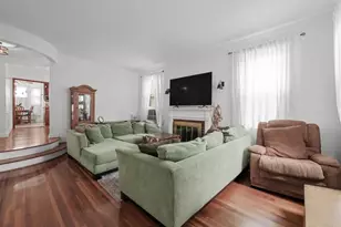 65-07 181st St, Fresh Meadows, NY 11365 - Photo 2