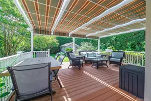 435 Morris Ave, Rockville Centre, NY 11570 - Photo 4