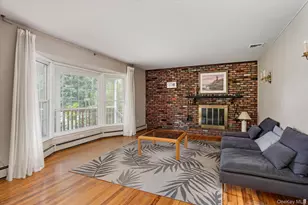62 Aspen Ln, Stony Brook, NY 11790 - Photo 2