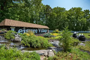 66 Enfield Ct, Ridge, NY 11961 - Photo 16