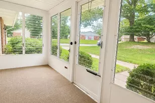 66 Enfield Ct, Ridge, NY 11961 - Photo 4