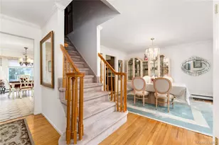 15 Fairfields Ct, Huntington Station, NY 11746 - Photo 4