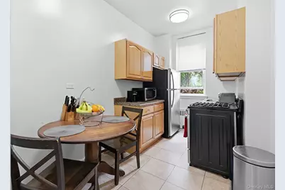 55 Knolls Crescent #1B, Bronx, NY 10463 - Photo 10