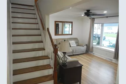 28 Central Avenue, North Babylon, NY 11703 - Photo 8