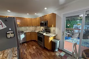 28 Central Ave, North Babylon, NY 11703 - Photo 10