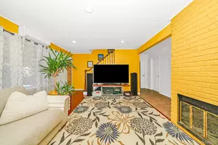 46 Elves Ln, Levittown, NY 11756 - Photo 20