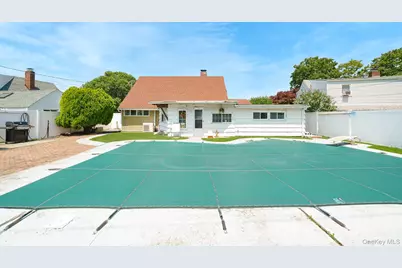 46 Elves Lane, Levittown, NY 11756 - Photo 6