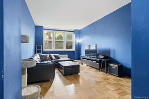 55 Knolls Crescent, Bronx, NY 10463 - Photo 2