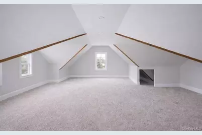 642 Lenore Lane, Elmont, NY 11003 - Photo 22