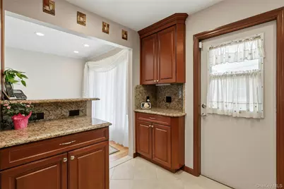 70 Birchwood Drive, New Hyde Park, NY 11040 - Photo 12