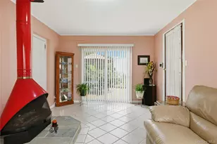70 Birchwood Dr, New Hyde Park, NY 11040 - Photo 32