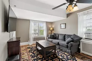 49 Clinton Ave, Huntington, NY 11743 - Photo 14