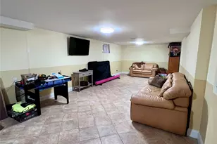 157-24 20th Rd, Whitestone, NY 11357 - Photo 16