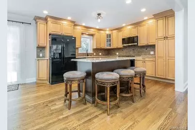 5 Central Avenue, Glen Cove, NY 11542 - Photo 10