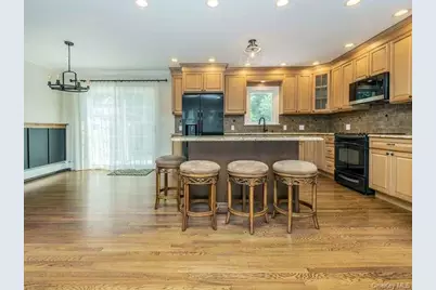 5 Central Avenue, Glen Cove, NY 11542 - Photo 8