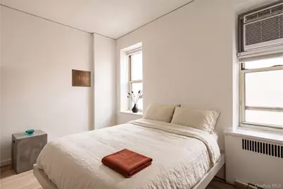 75 Bank Street #1B, New York, NY 10014 - Photo 16