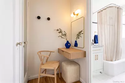 75 Bank Street #1B, New York, NY 10014 - Photo 20