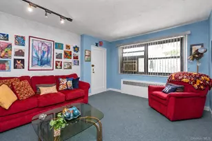 17-01 Utopia Pkwy, Whitestone, NY 11357 - Photo 2