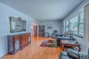 118 Fairmont Ave, Medford, NY 11763 - Photo 4