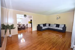 15 Center Ave, Bay Shore, NY 11706 - Photo 4