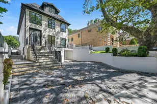 176-12 Kildare Rd, Jamaica, NY 11432 - Photo 2