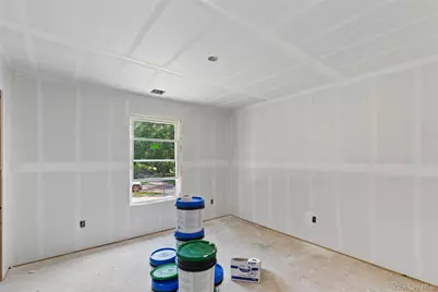 129 Cedar Lane, Medford, NY 11763 - Photo 16