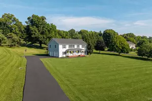 3 Mill Pond Rd, Marlboro, NY 12542 - Photo 2