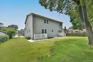 124 North Dr, Massapequa, NY 11758 - Photo 32
