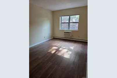 71-09 Park Avenue, Fresh Meadows, NY 11365 - Photo 6