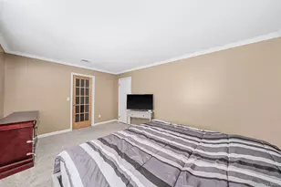 26 Beech St, Central Islip, NY 11722 - Photo 10