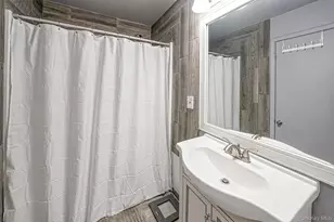 26 Beech St, Central Islip, NY 11722 - Photo 16