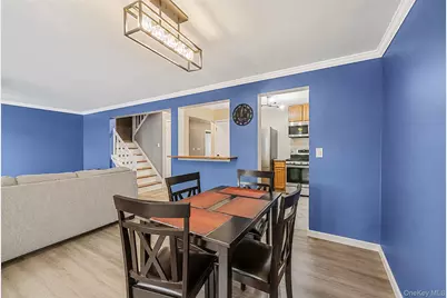 26 Beech Street, Central Islip, NY 11722 - Photo 8
