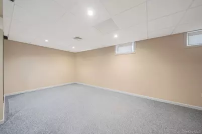 26 Beech Street, Central Islip, NY 11722 - Photo 18