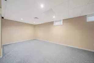 26 Beech St, Central Islip, NY 11722 - Photo 18
