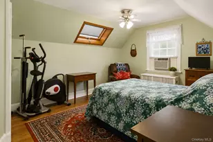 80 Dobson Ave, Merrick, NY 11566 - Photo 16