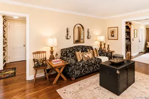 158 Wilson Ave, Westbury, NY 11590 - Photo 6