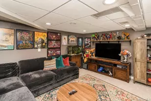 158 Wilson Ave, Westbury, NY 11590 - Photo 28