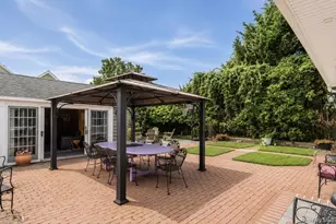 158 Wilson Ave, Westbury, NY 11590 - Photo 34