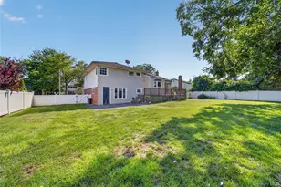 78 Sugar Maple Dr, Roslyn, NY 11576 - Photo 36