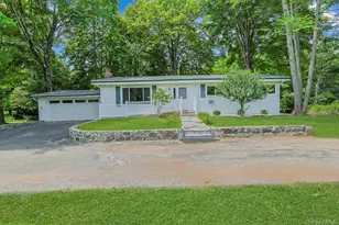 252 Watch Hill Rd, Cortlandt Manor, NY 10567 - Photo 2