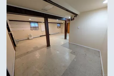 2944 Bayswater Avenue, Far Rockaway, NY 11691 - Photo 18