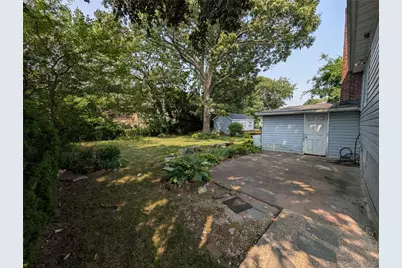 2944 Bayswater Avenue, Far Rockaway, NY 11691 - Photo 4