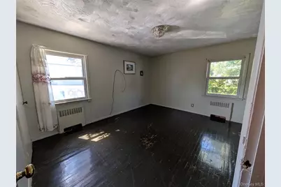 2944 Bayswater Avenue, Far Rockaway, NY 11691 - Photo 10