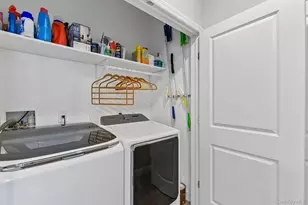 40 Grace Hall Ln, Yaphank, NY 11980 - Photo 18