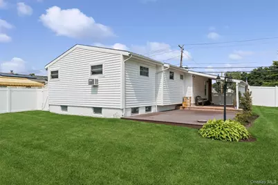 114 Miller Road, Hicksville, NY 11801 - Photo 34